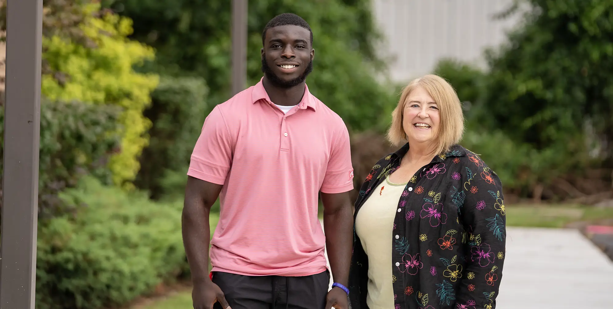 LifeSet: The Gift of a Good Start | Youth Villages