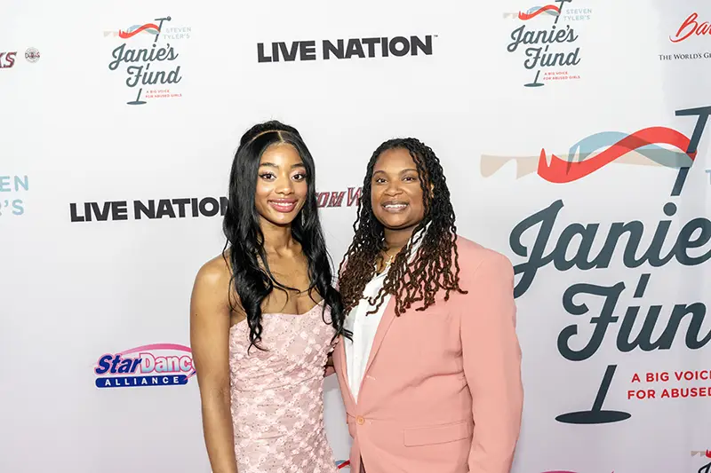 Kauna at Steven Tyler's Grammy Watch party supporting Janie's Fund