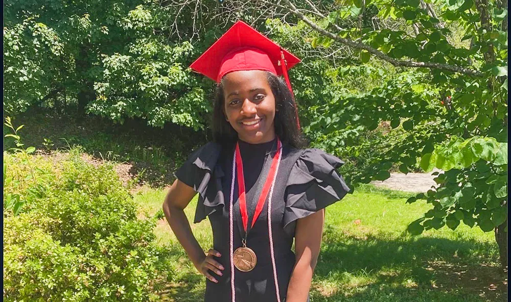 LifeSet and Youth Villages Scholars participant, Alexis