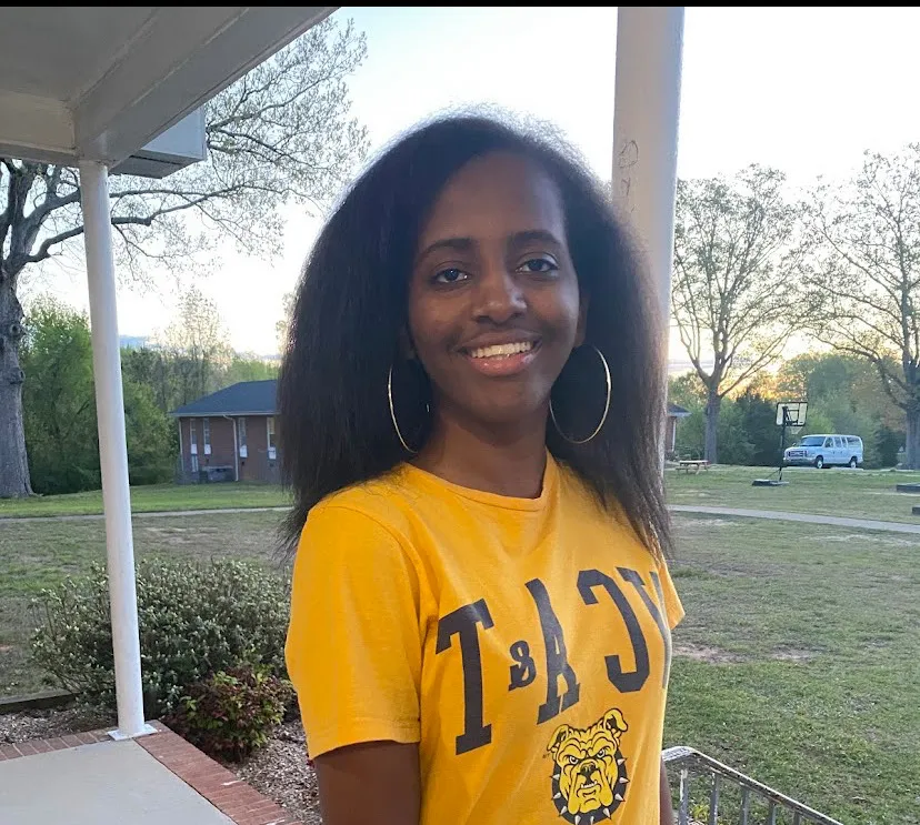 LifeSet and Youth Villages Scholars participant, Alexis